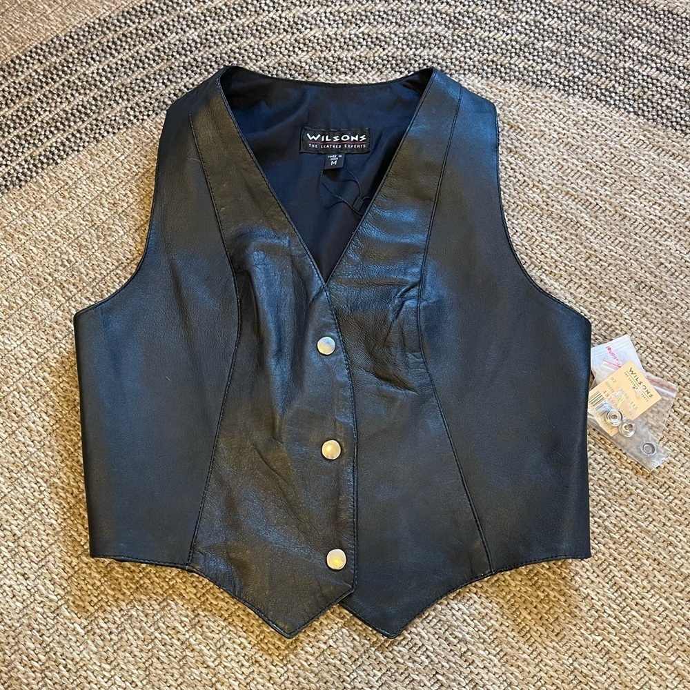 NWT Vintage Wilsons Leather Black Leather Vest size M v-neck bikercore